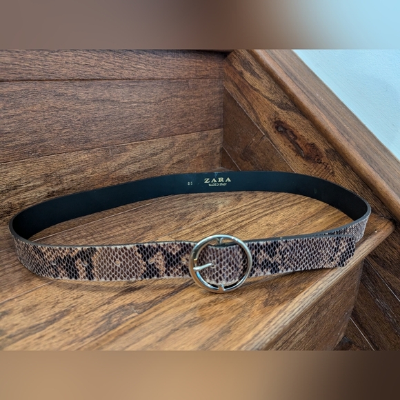 Zara snakeskin belt with gold hardware Size 85 made in Spain - Picture 5 of 11